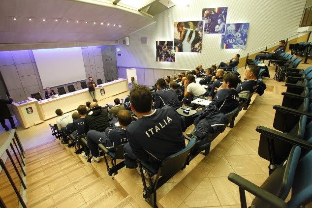 DAL 24 AL 26 MARZO A COVERCIANO LA TERZA SETTIMANA DI LEZIONI DEL CORSO SPECIALE PER ALLENATORE PROFESSIONISTA DI SECONDA CATEGORIA – UEFA A