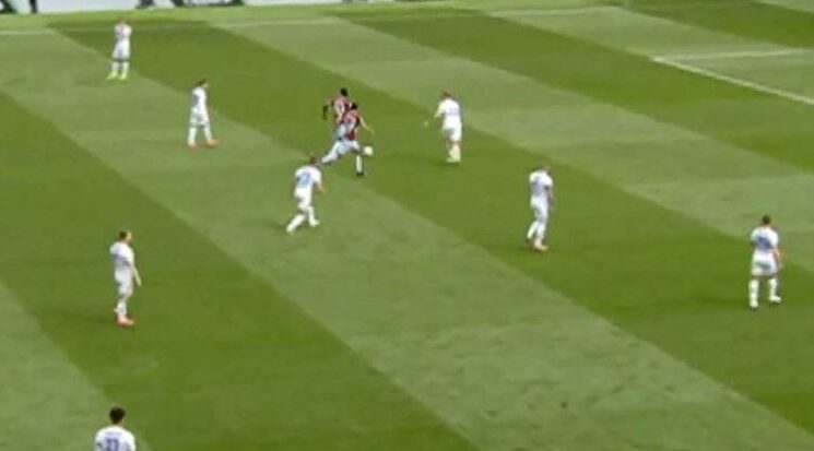 Tattica collettiva: Partita tattica 3 Rombo 3 vs 4-4-2 (Video)