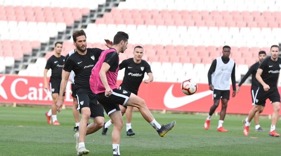 7 vs 7 + 2 con duelli laterali