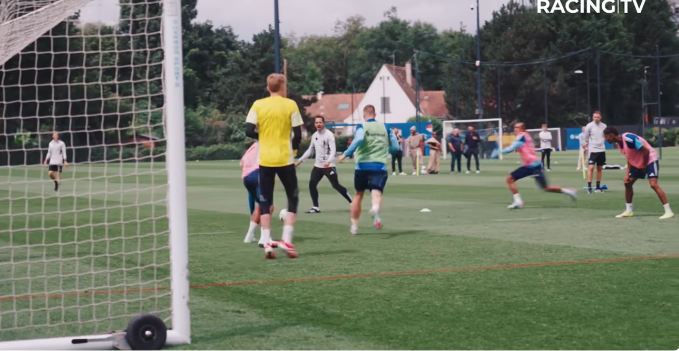 Paradigma Rosenior: Gioco di Possesso 10 vs 10 + 2 Portieri (Video)